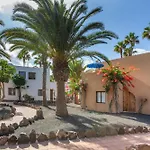 Oasis Duna _ Casa Martineli Pool Corralejo