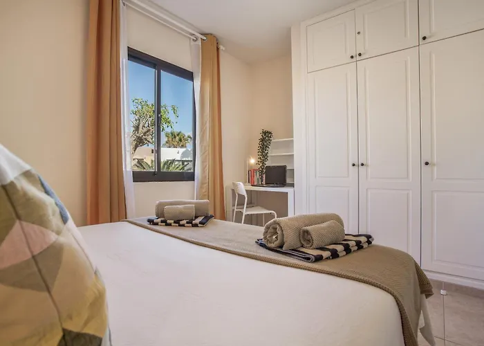 Oasis Duna _ Casa Martineli Pool * Corralejo